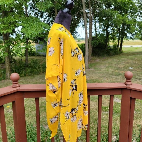 Charlotte Russe 3/4 Sleeve Sheer Loose Chiffon Floral Kimono Cardigan, small/me - Picture 8 of 13